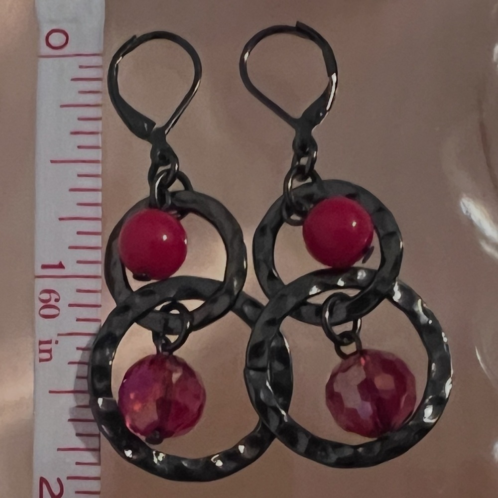 Elegant Black and Red Dangle Earrings